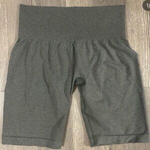 NVGTN biker shorts w/ booty contour